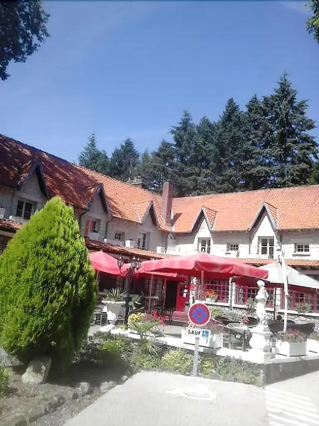 Hipotel Hostellerie Du Lys