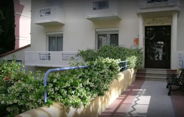 Hôtel la Pergola
