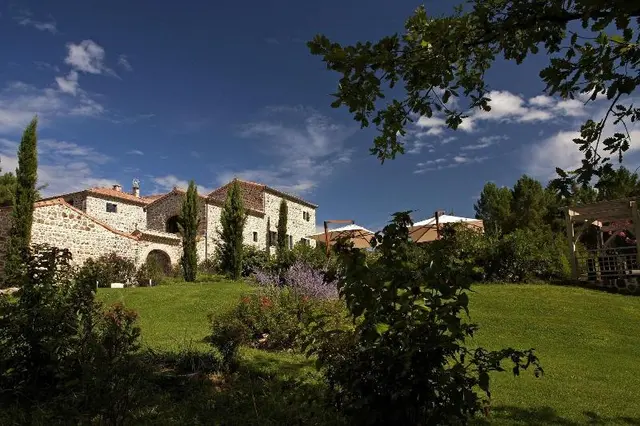 Le Mas De Baume