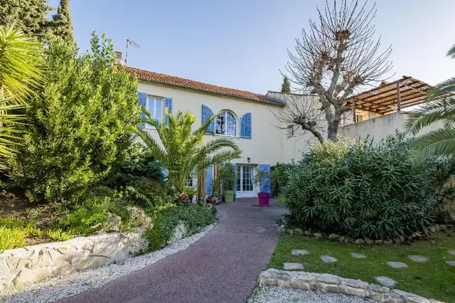 La Bastide De Font-Clarette