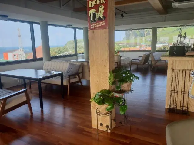 Blue Mountain Hotel