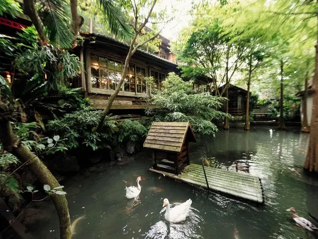 Zhuo Ye Cottage