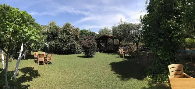 Baris Pension & Bungalows