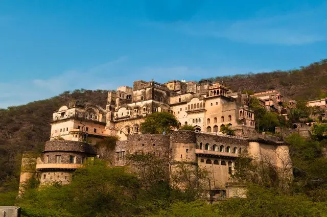 Neemrana Fort-Palace