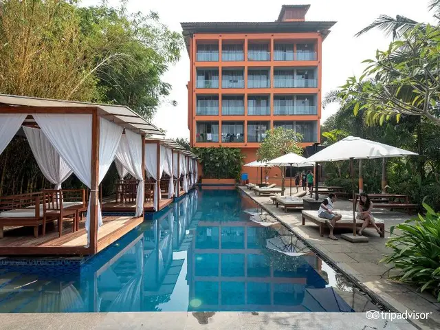 SinQ Party Hotel, Candolim- No Male Stags Allowed