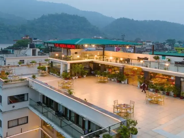 Hotel Indira Nikunj