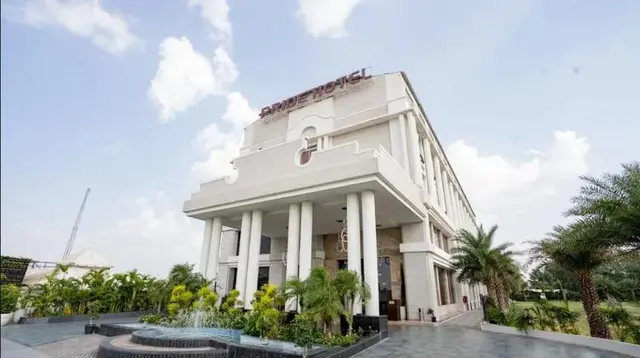 Pride Hotel & Convention Centre Indore