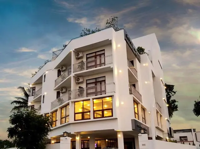 Seven Eleven Hotel -Colombo