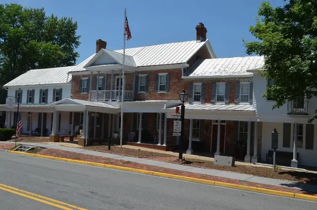 Wayside Inn
