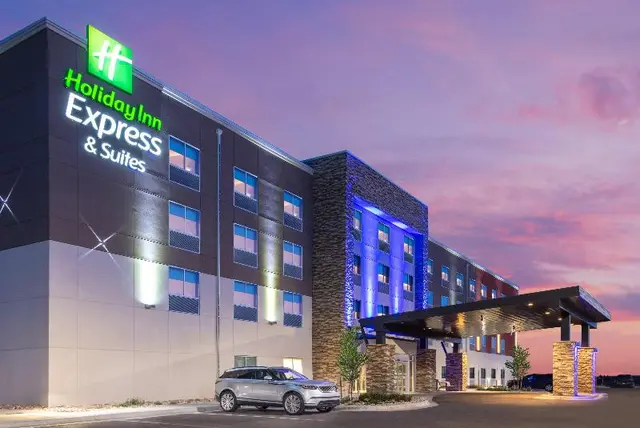Holiday Inn Express & Suites Colorado Springs I-25