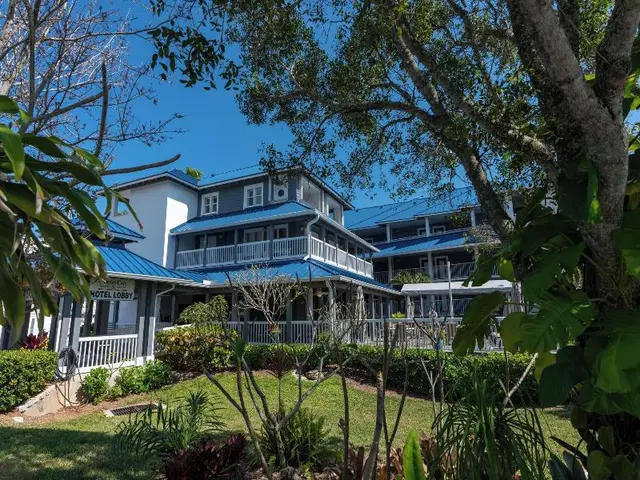 Pirate's Cove Resort & Marina