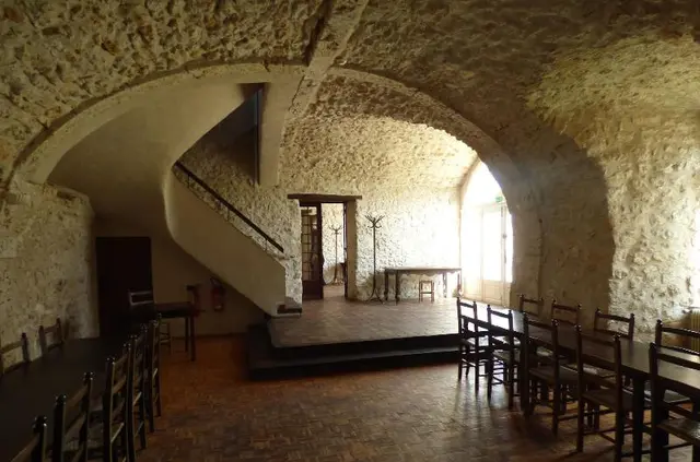 Chateau De Montrame