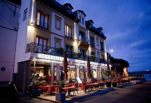 Hotel De La Vallee