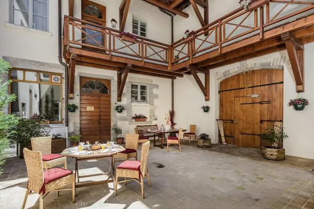 Appart Hôtel Charles Sander