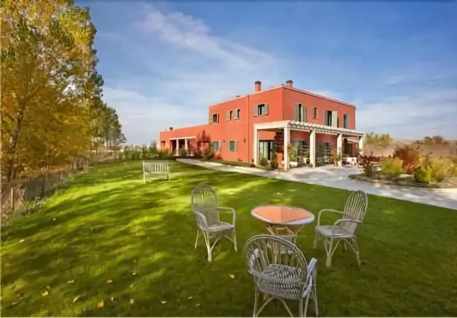 Hotel Santa Coloma Del Camino