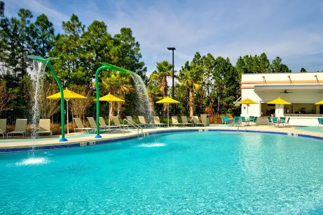 Fairfield Inn & Suites Orlando at FLAMINGO CROSSIN