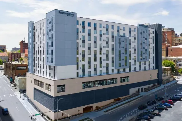 Courtyard By Marriott Knoxville Downtown