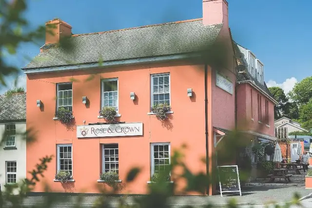 Rose & Crown