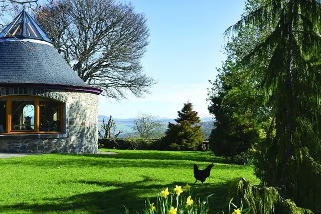 Errichel House And Cottages