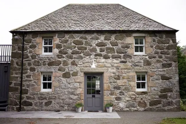 The Lodges At Barra Castle