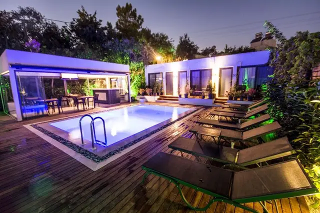 Eng Hotel