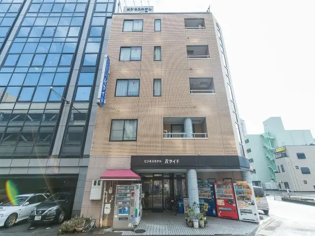 Oyo Business Hotel R Side Kanazawa