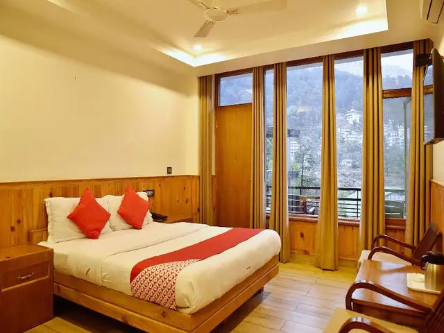 Hotel Wood Castle