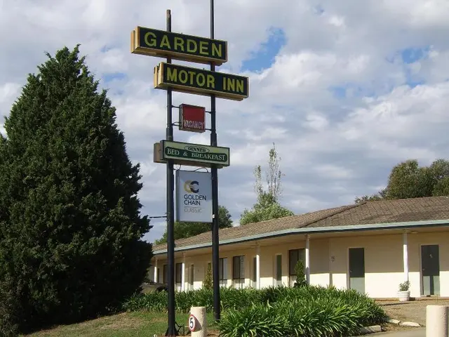 Golden Chain Garden Motor Inn
