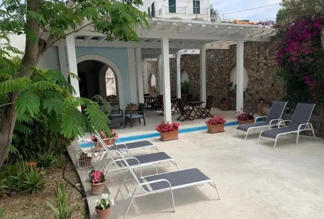 Villa Acacia