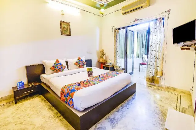Fabhotel Baba Palace Pichola Lake