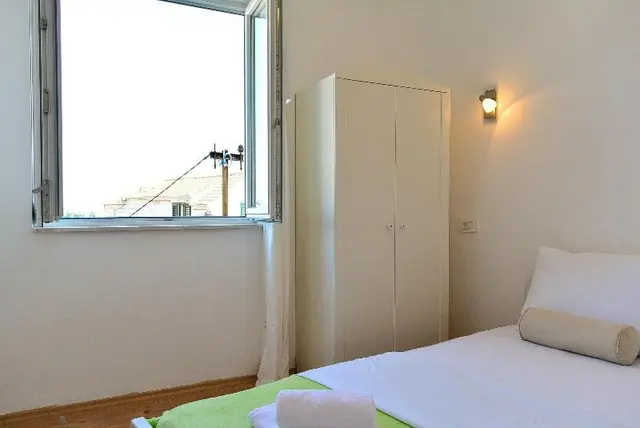 Golden B&B