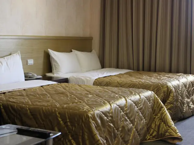 Home Full Hotel