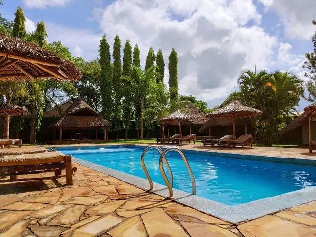 Honey Badger Lodge