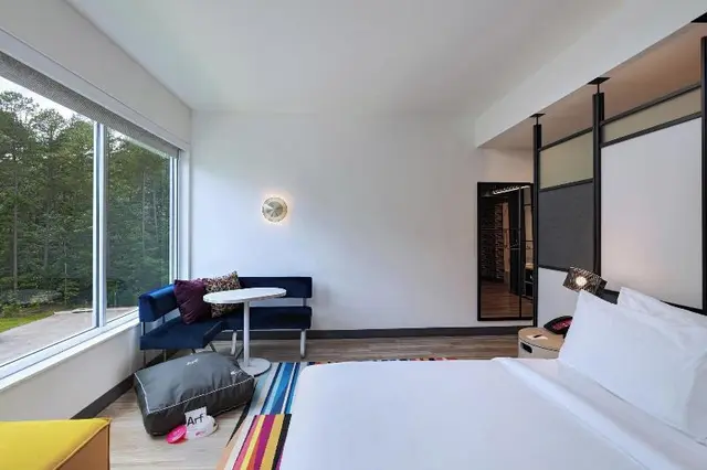 Aloft Little Rock West