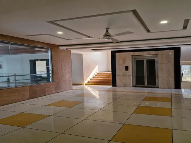 Hotel Radiant
