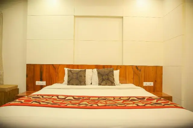 Hotel Madhuri Executive