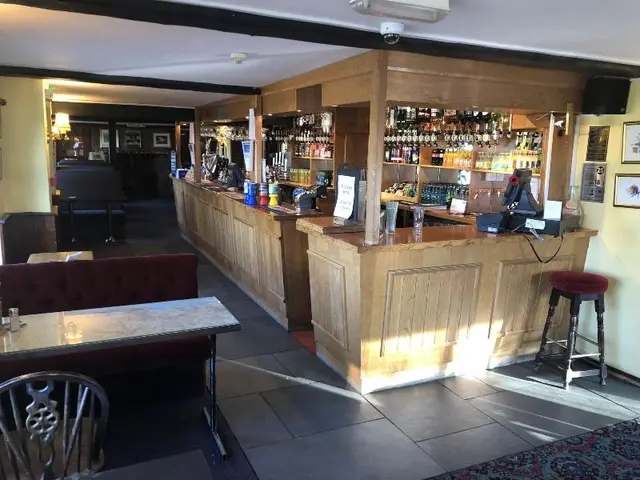 Raleghs Cross Inn