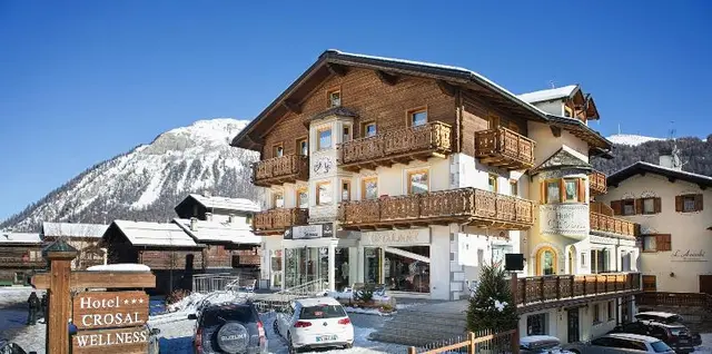 Hotel Crosal