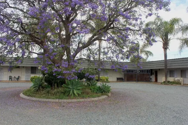 Aromet Motor Inn