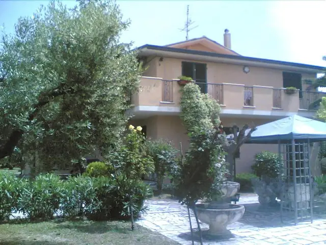 Bed & Breakfast Giardino Agritourist