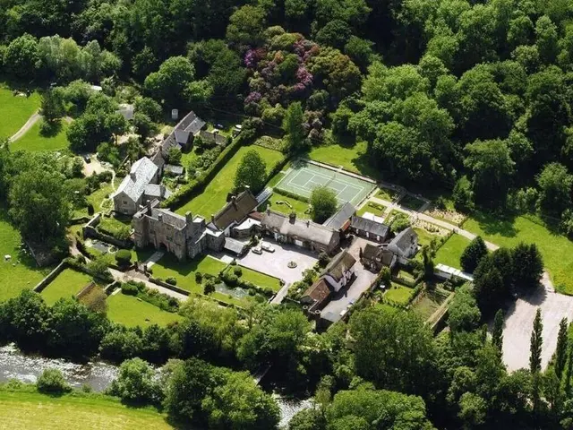 Bickleigh Castle Hotel - Castle