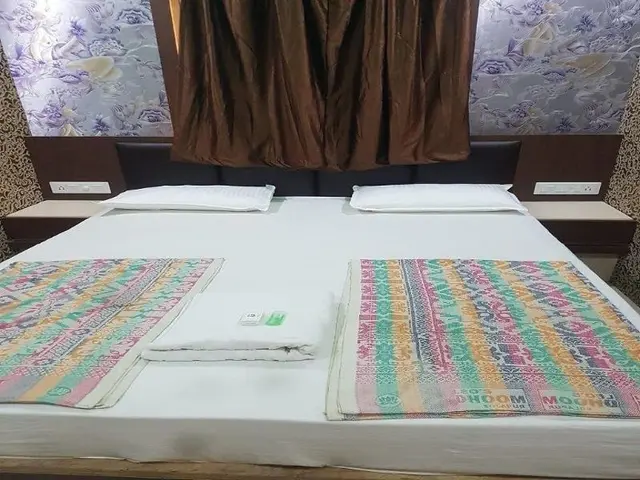 Hotel Laabh