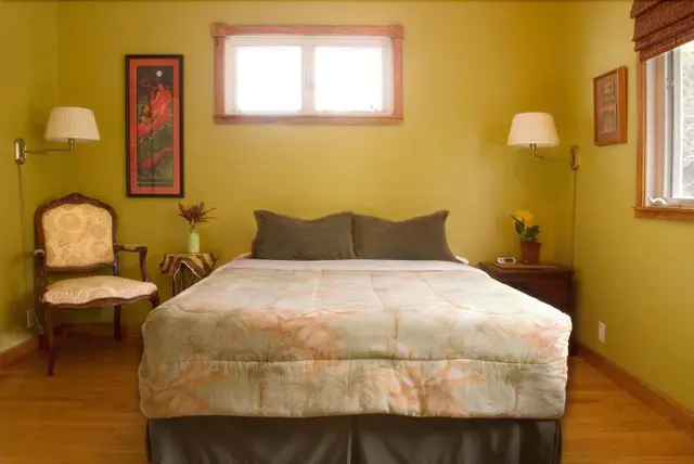 Ka'awaloa Plantation Bed & Breakfast