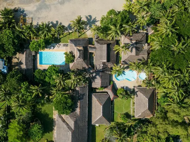 Nabulao Beach And Dive Resort