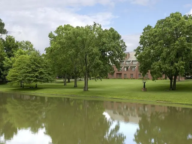 New Harmony Inn Resort And Conference Center