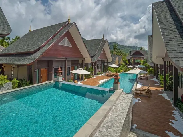 The Scene Cliff View Villas
