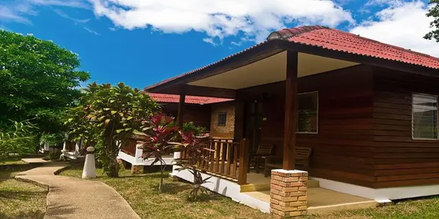 Krathom Khaolak Resort
