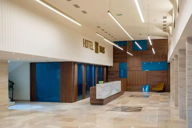 Hotel Nais