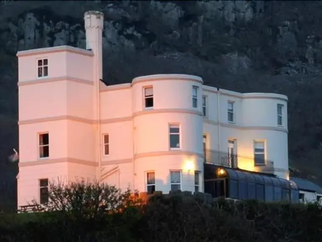 Tyr Graig Castle