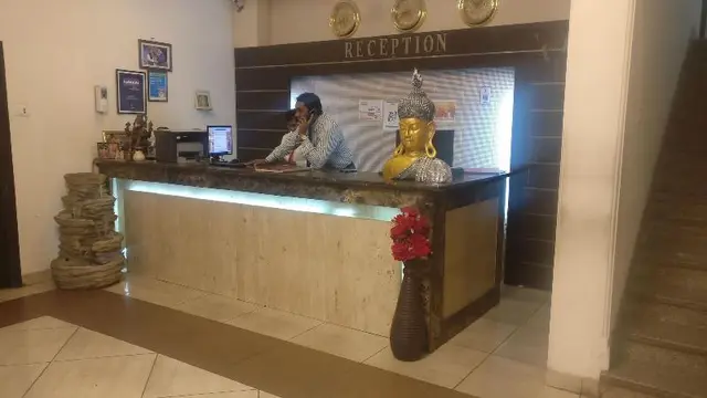 Hotel Mansarover Paradise